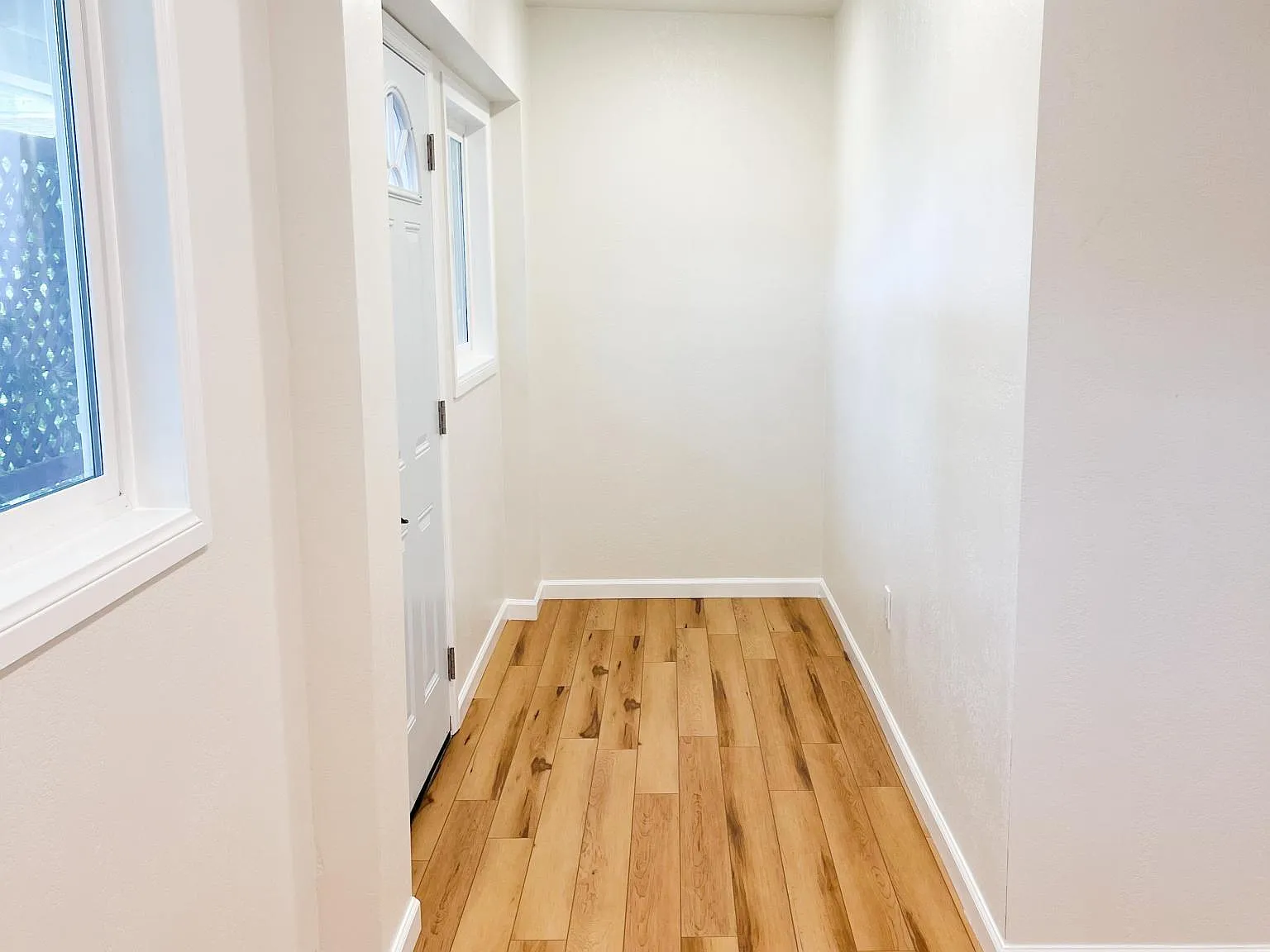6 E Bonita Rd — Photo 3