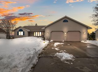 361 Northbrook Rd, Luxemburg, WI 54217