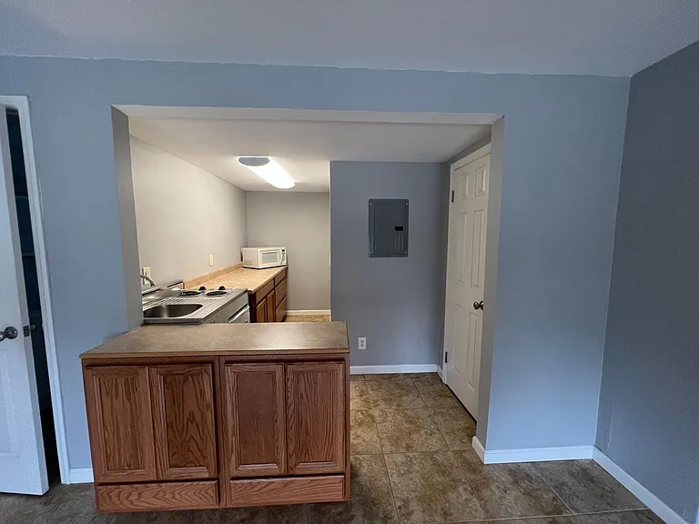 1944 Tennessee St #B — Photo 8