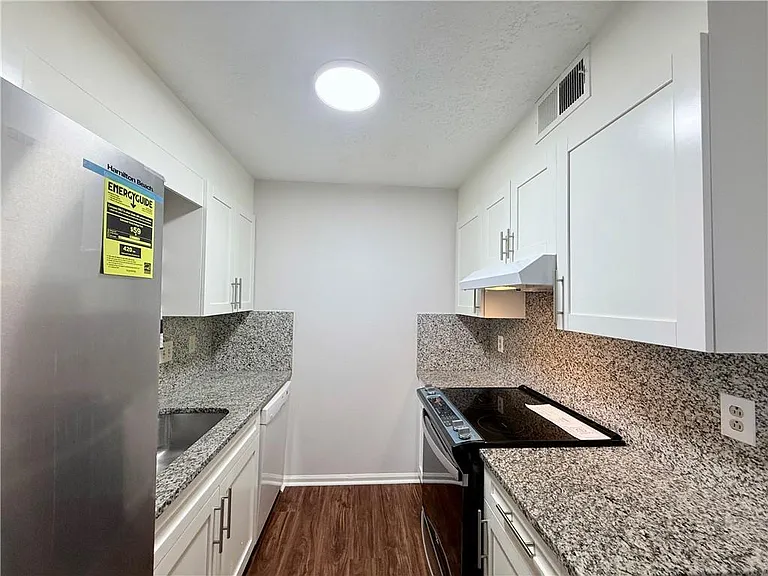 151 Old Ferry Way — Photo 5