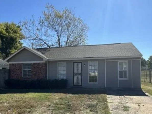 65 W Paxton Ln, Memphis, TN 38109