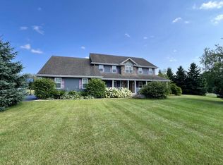 3945 Woodridge Ct, Colgate, WI 53017