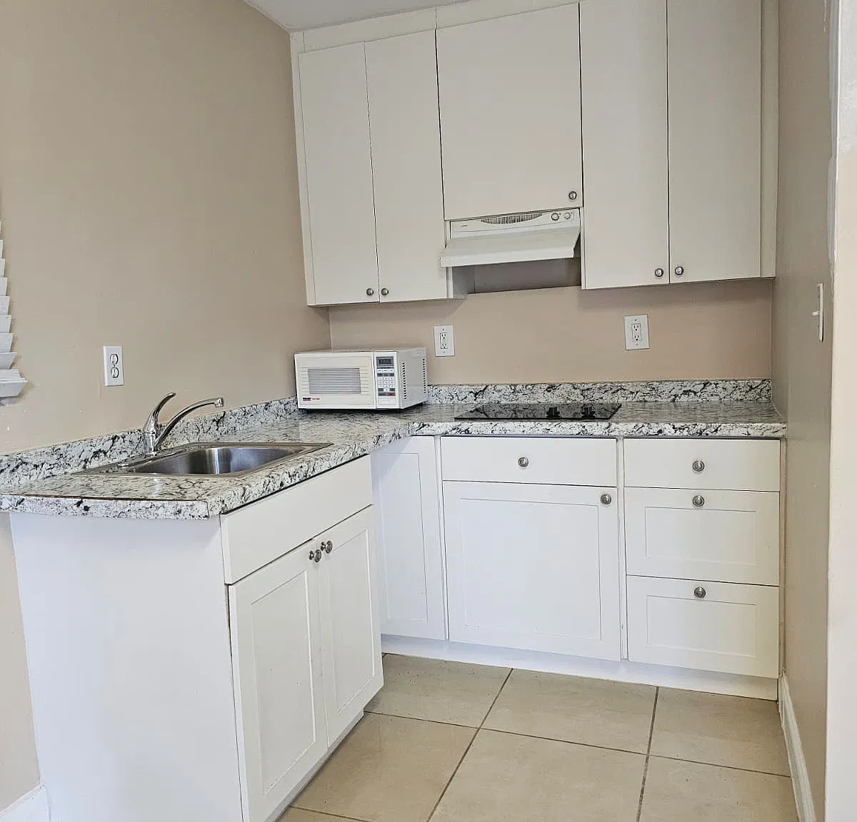 SW 266th St, Homestead — Photo 2