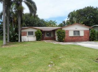 1649 SW 28th Way, Fort Lauderdale, FL 33312