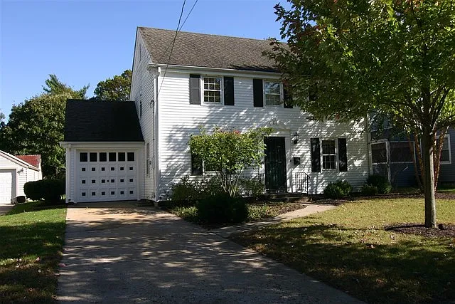 1615 Carney Ave photo 1