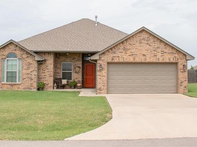 1860 Ken Dr, Guthrie, OK, 73044
