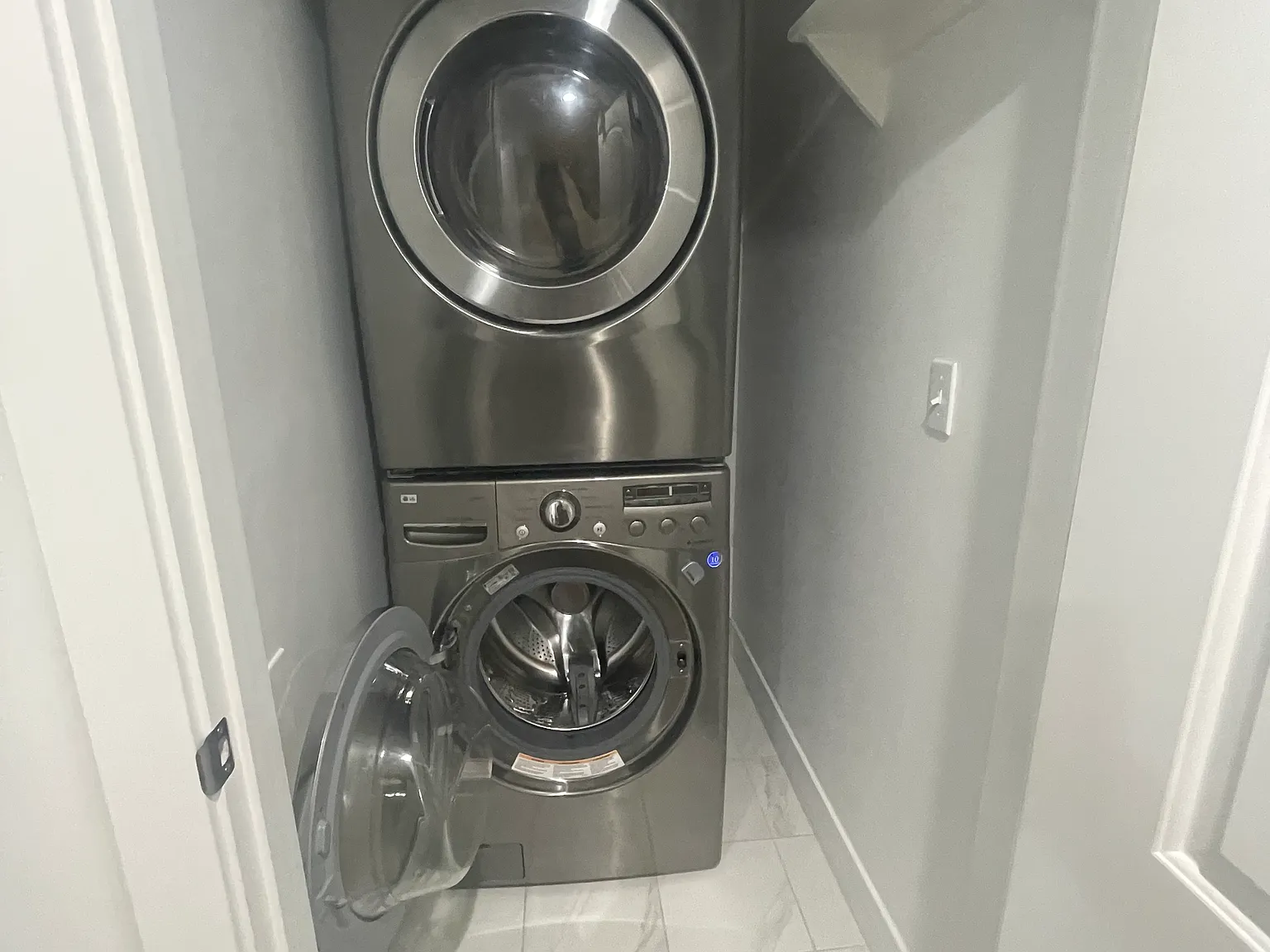 1 bed, 700 sqft, $1,200 — Photo 2