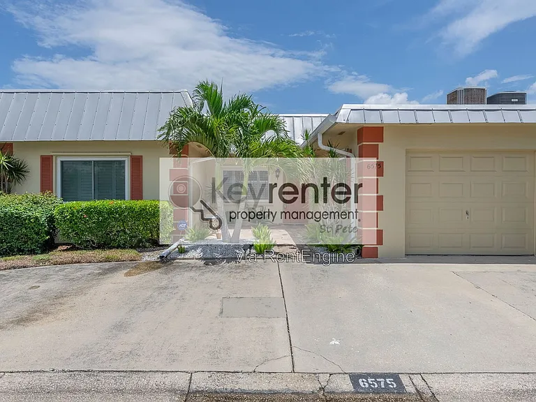 6575 Green Valley Dr — Photo 30