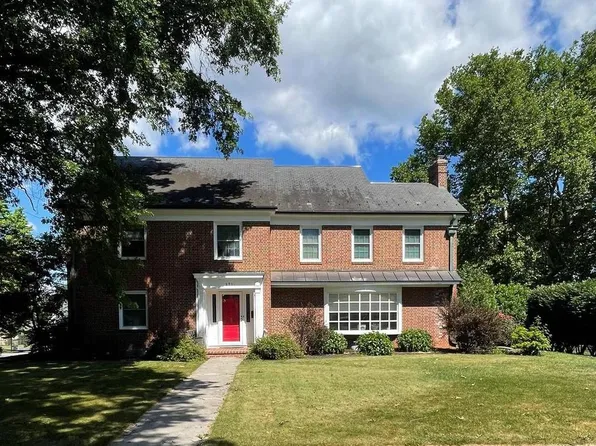 371 Elm Ave, Hershey, PA 17033