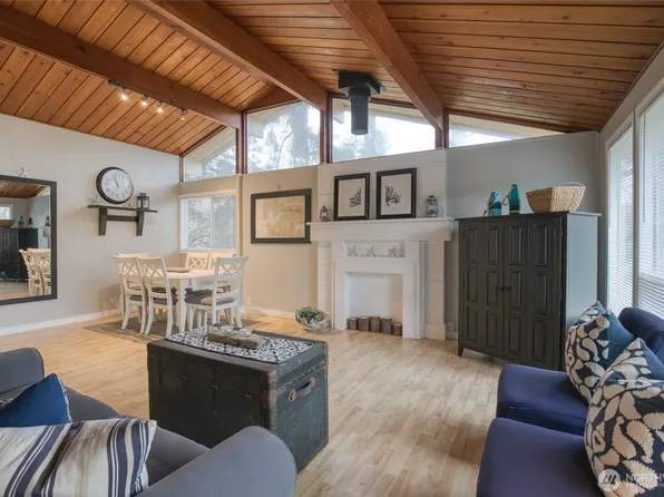 140 Jib Street NW, Ocean Shores, WA 98569