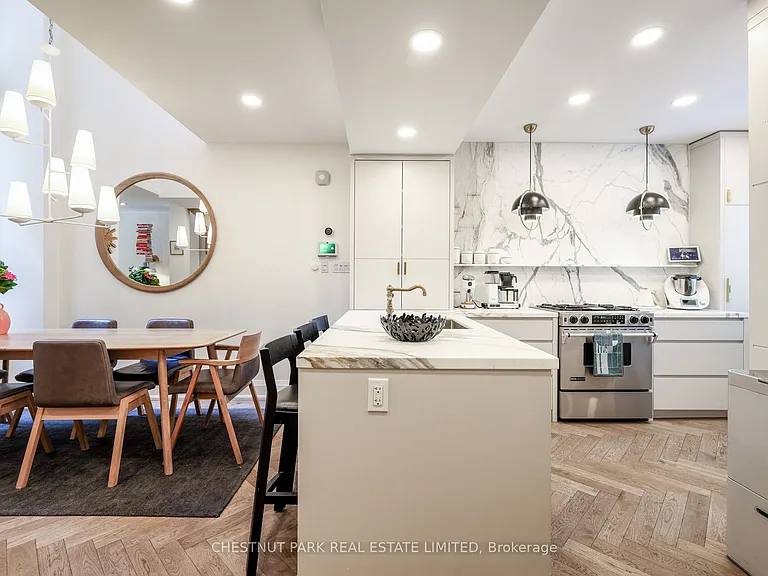 27 Gibson Ave — Photo 4