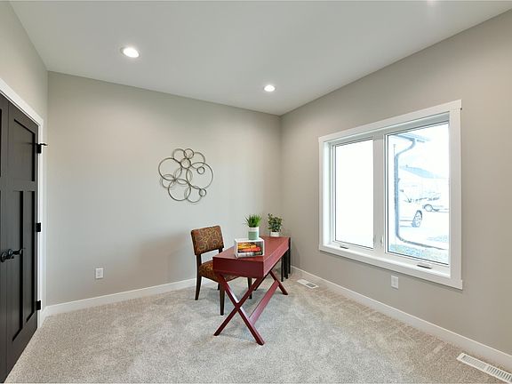3rd image of 3155 Archer Pl S