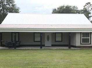 23 Pine Cir, Carriere, MS 39426