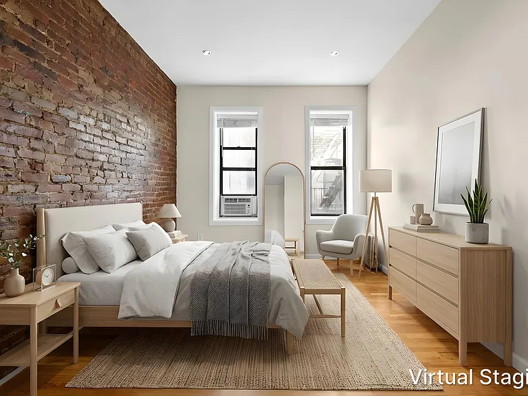 1016 Union St #2H — Photo 4