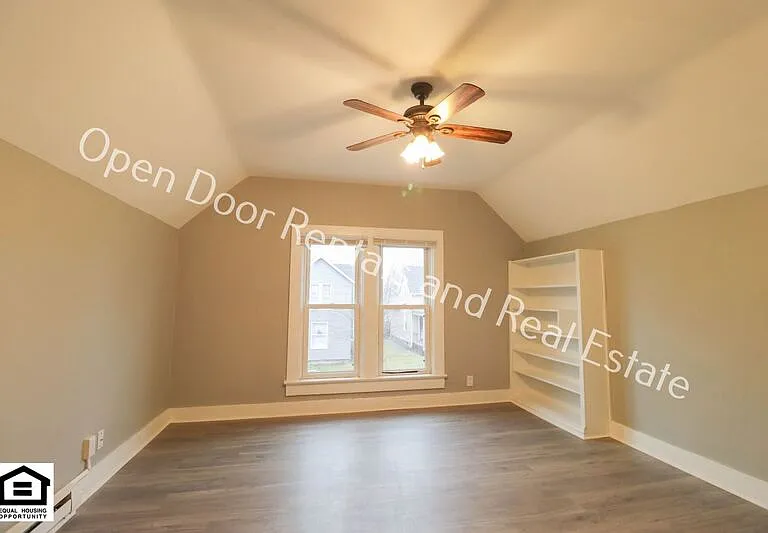 824 Huestis Ave #C — Photo 4