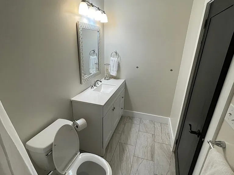 2188 S Lumpkin St — Photo 16