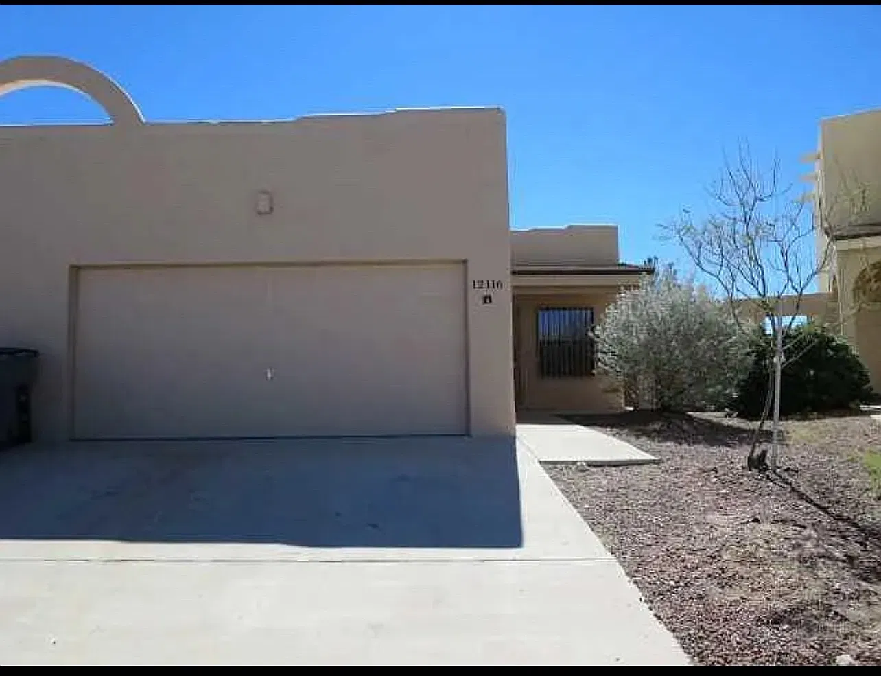 12116 Hunter Hill Way — Photo 1