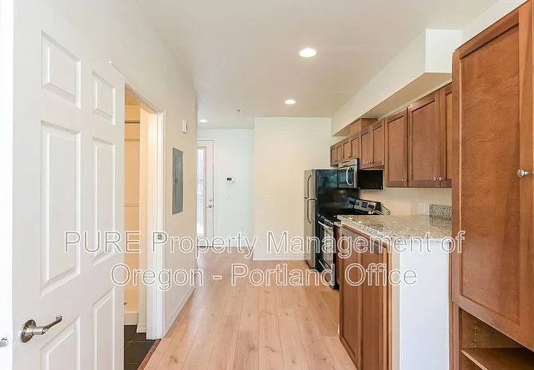 5490 SE Milwaukie Ave #105 — Photo 9