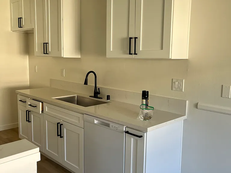 5400 Newcastle Ave #68 — Photo 18