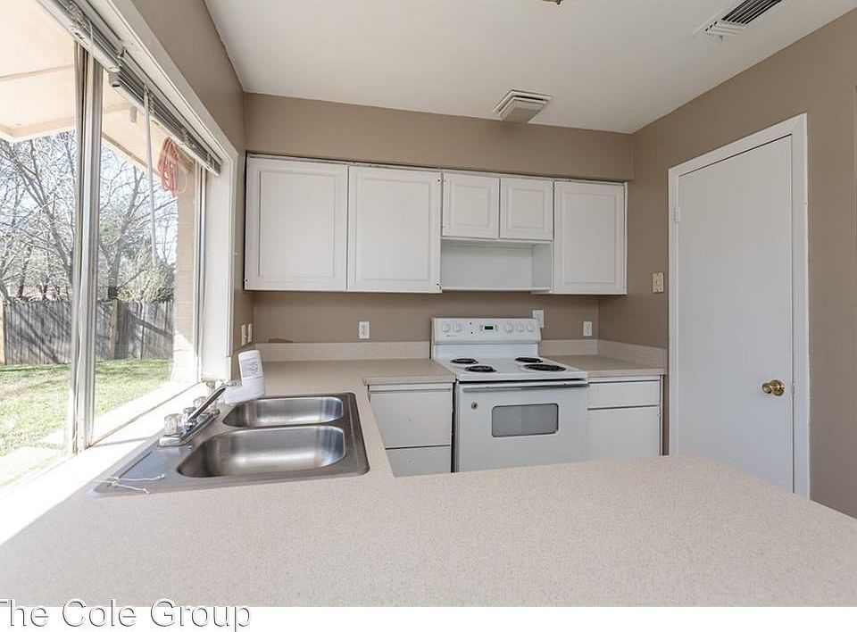 1st image of 1812 Wickersham Dr