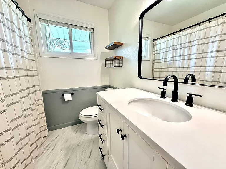 2235 E Contour Dr — Photo 20