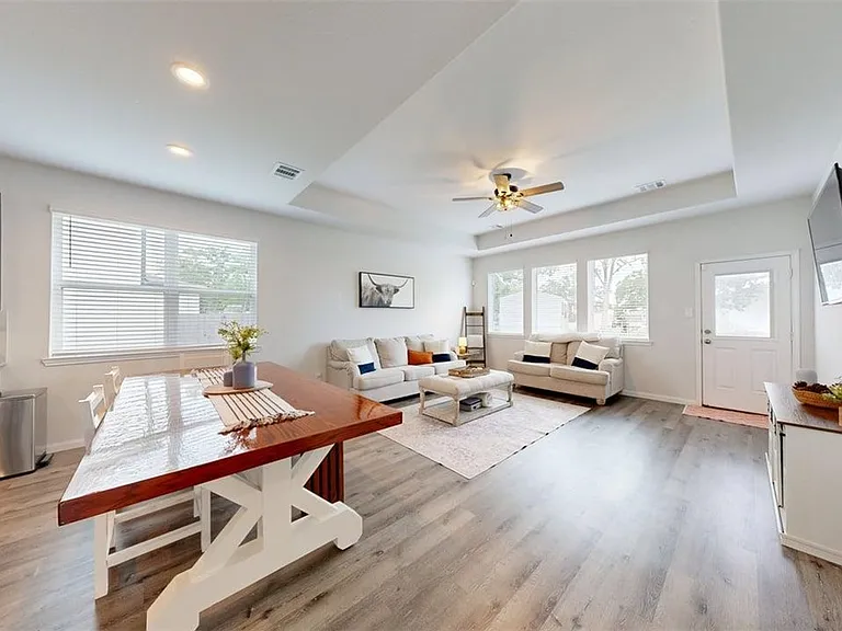 963 Harper Ln — Photo 12