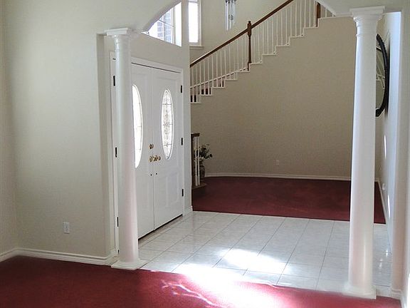 3rd image of 5620 Ashwood Ct