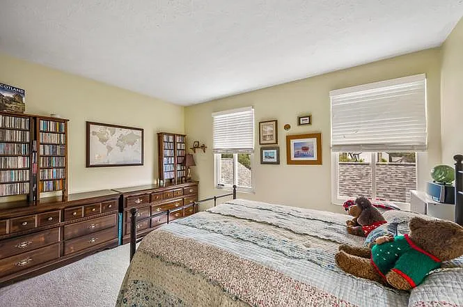 6986 Avery Rd — Photo 31