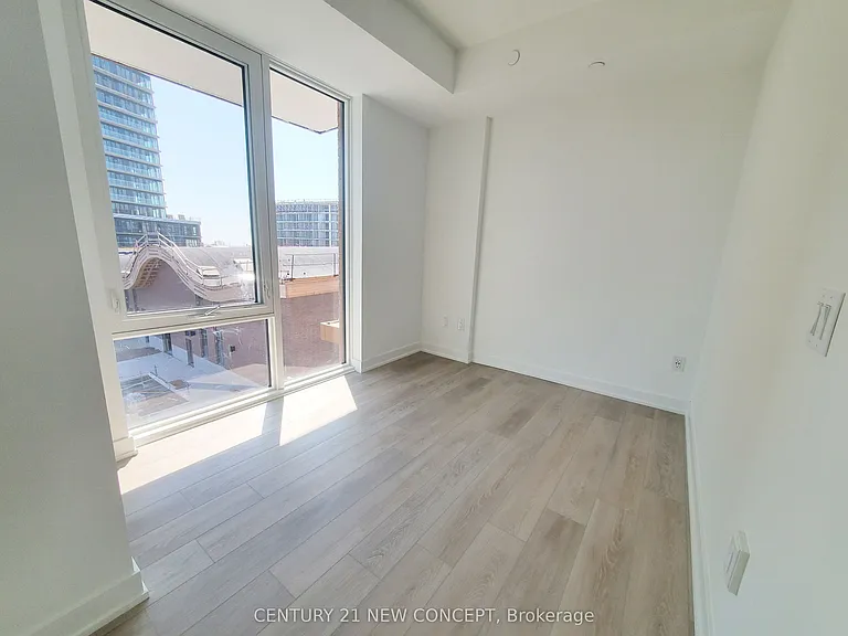 215 Lakeshore Rd W #347 — Photo 9