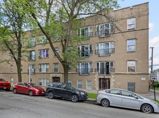 2552 W Rosemont Ave APT 2, Chicago, IL 60659