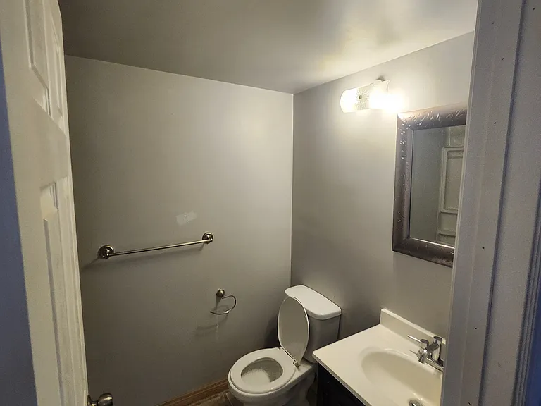 2603 Edmonton Trl NE — Photo 11