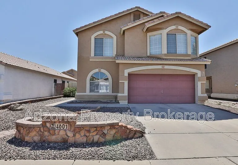 4601 E Scott Ave — Photo 3