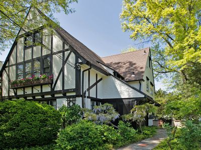 249 Manor Rd, Douglaston, NY, 11363