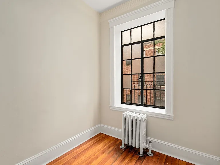 40 Linnaean St #11 — Photo 18