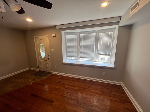 4th image of 1216 Magee Ave