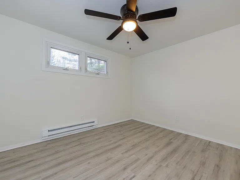 8752 S Spring Valley Park Dr — Photo 15