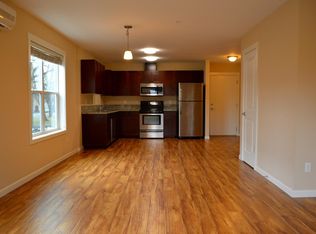 6425 SE Holgate Blvd APT 4, Portland, OR 97206