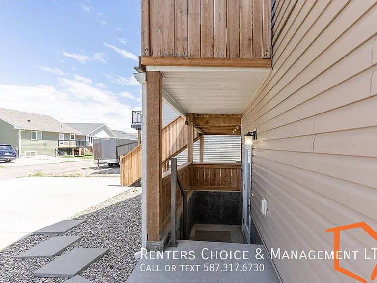 51 Kensington Rd W #2 — Photo 10