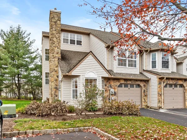 231 Nebula Rd, Piscataway, NJ 08854