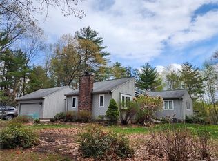 9 Woodridge Cir, Canton, CT 06019