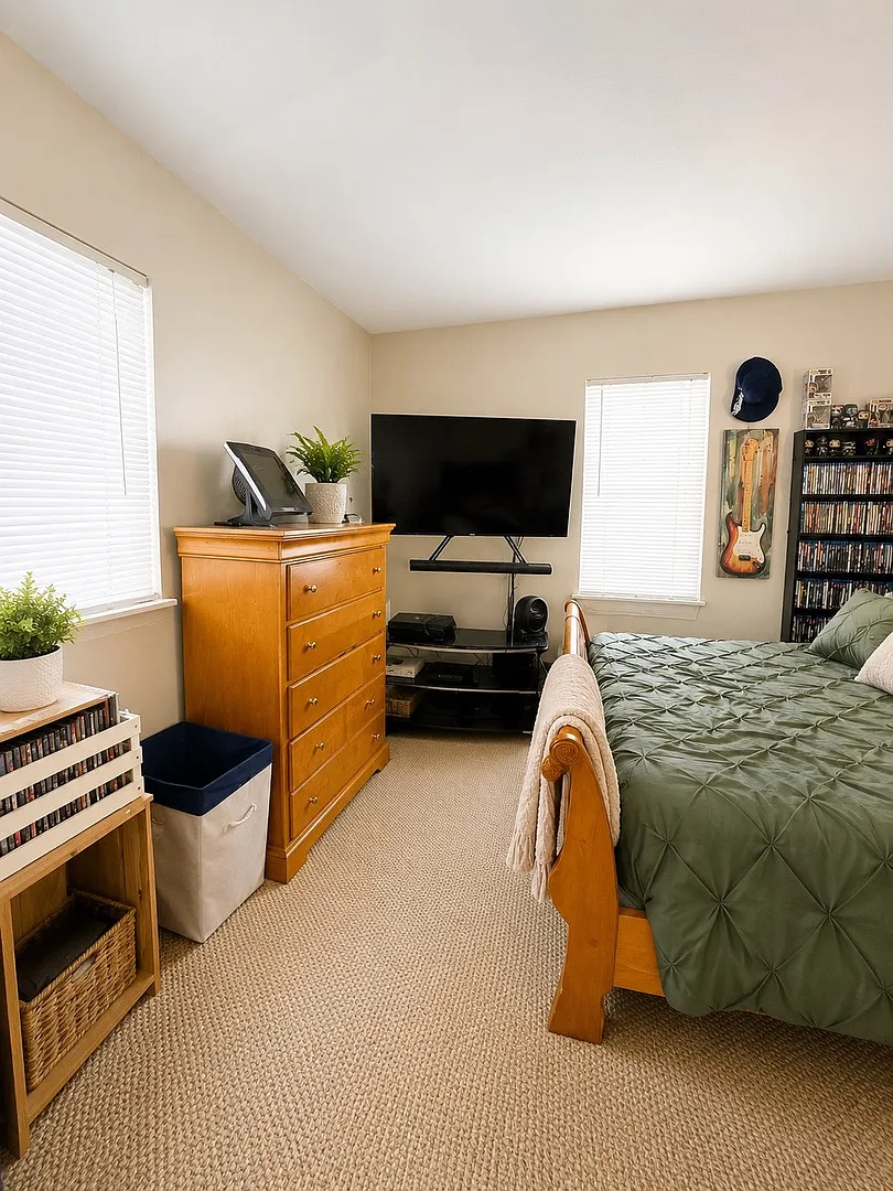 Studio, 500 sqft, $900 — Photo 3