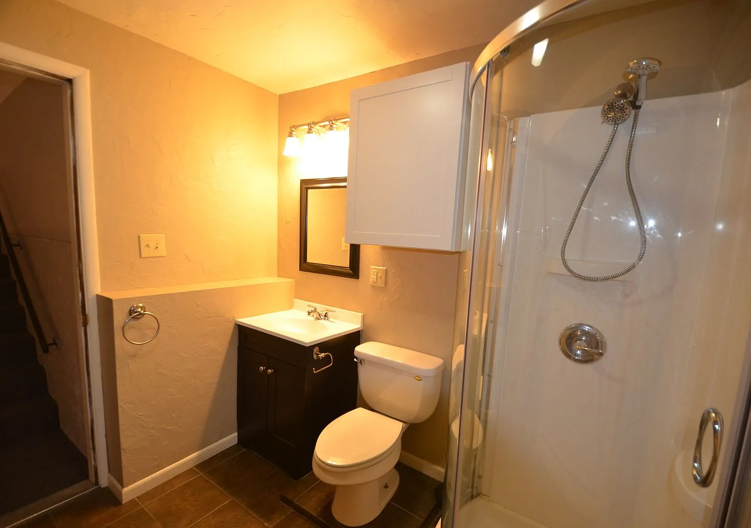 1 bedroom in Warrior's Mark! — Photo 3