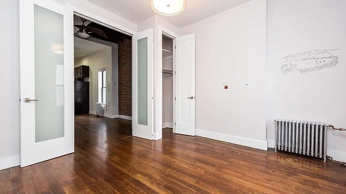 Rented by Nooklyn NYC LLC | media 24