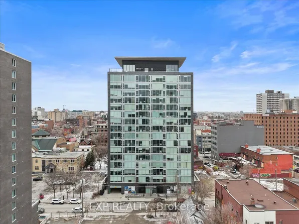 300 Lisgar St #611, Ottawa, ON K2P 0E2