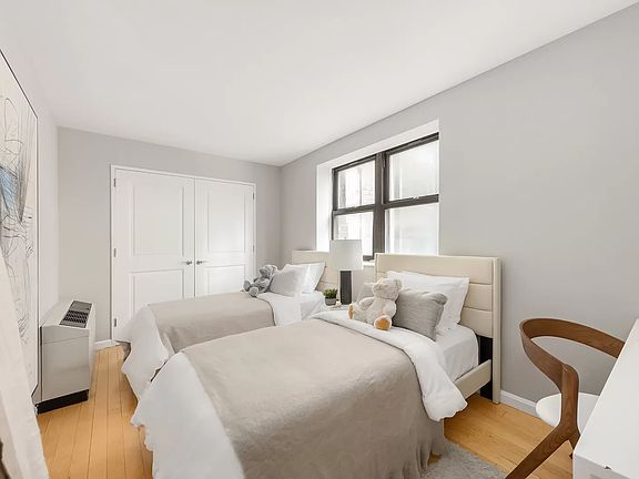 4th image of 20 West St APT 4E
