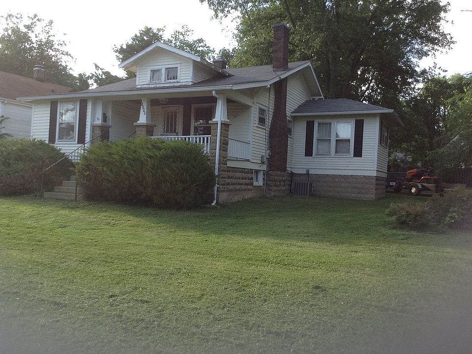 2nd image of 1608 Pace Ave