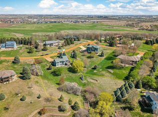 8409 Sunset Cir, Brandon, SD 57005