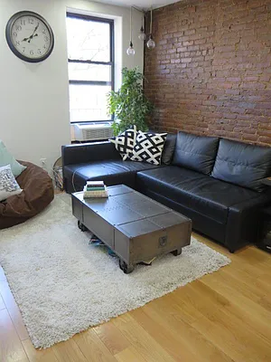 Rented by Centric New York | media 25