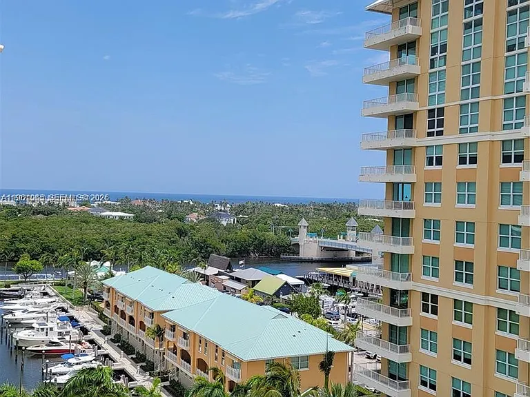 700 E Boynton Beach Blvd #1007 — Photo 2
