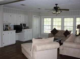 713 S Coulter Dr, Bryan, TX 77803
